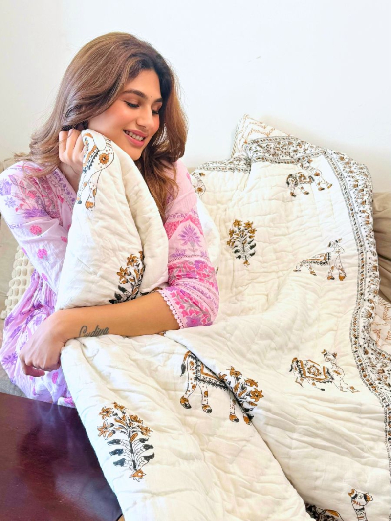 Brown Camel Design Quilt – 100% Cotton Jaipuri Razai Online